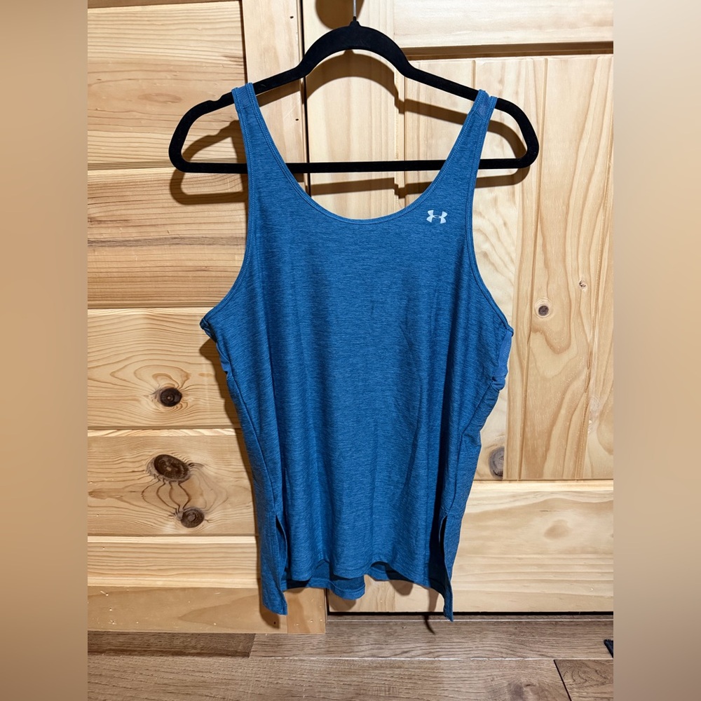 Under Armour Heat Gear Tank Top Women’s Large EUC